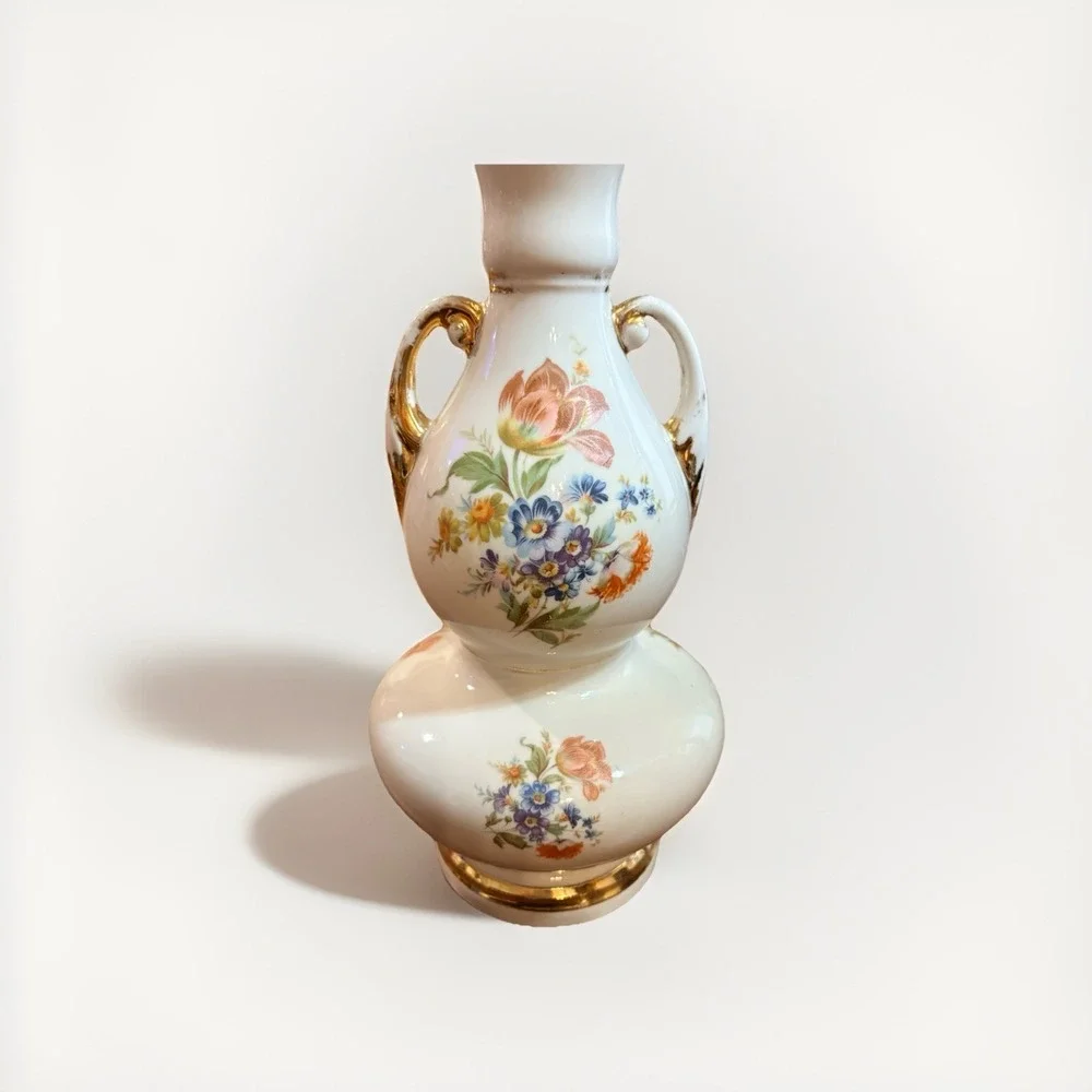 Vintage Urn Style Porcelain Hand Painted Floral Motif With Gold Trim Lamp 20